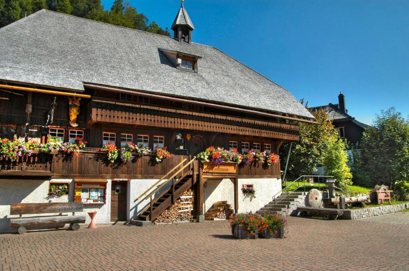 Drei Tannen - Wohnung 09 - Apartmenthaus, Titisee, Feldberg Eksteriør billede